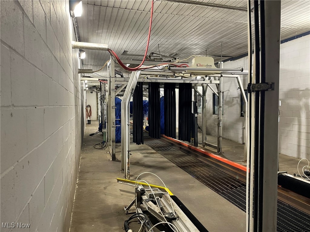 Parkersburg, West Virginia 26101, United States, ,Commercial,Active,44013