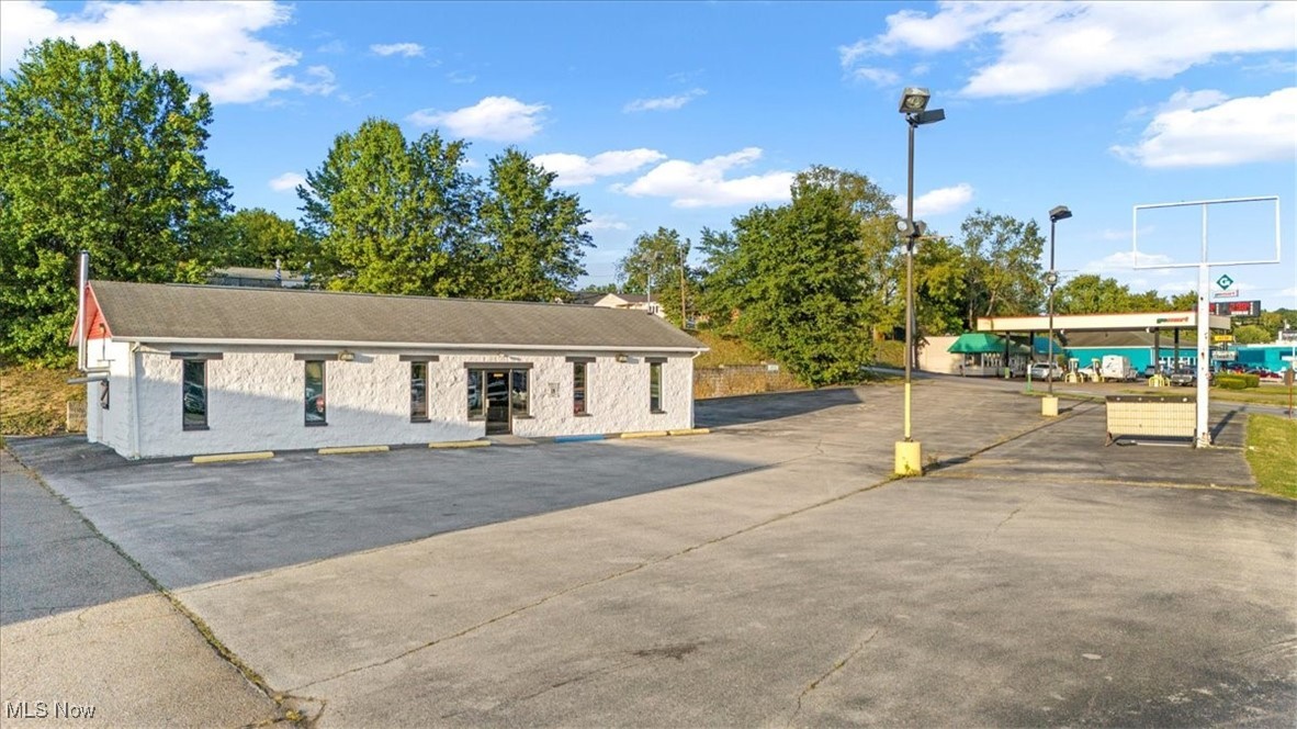 Parkersburg, West Virginia 26101, United States, ,Commercial,Active,44013