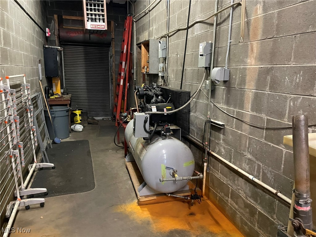 Parkersburg, West Virginia 26101, United States, ,Commercial,Active,44013