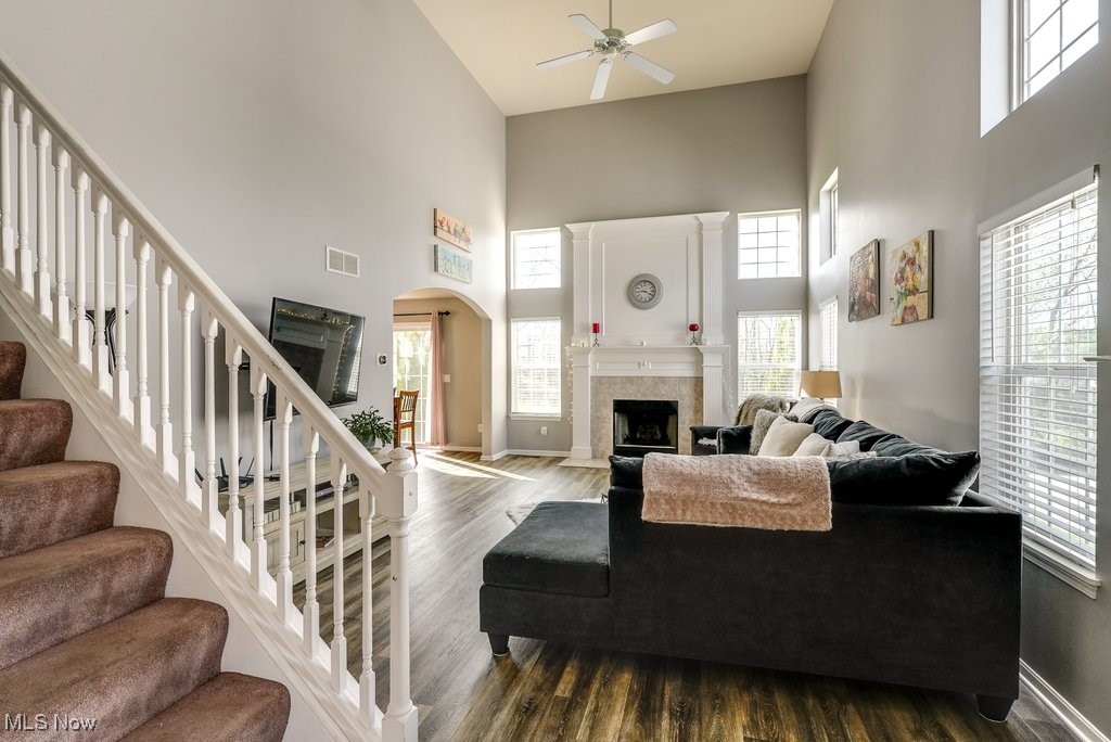 9802 Emerald Brook Circle, Canal Fulton, Ohio image 8