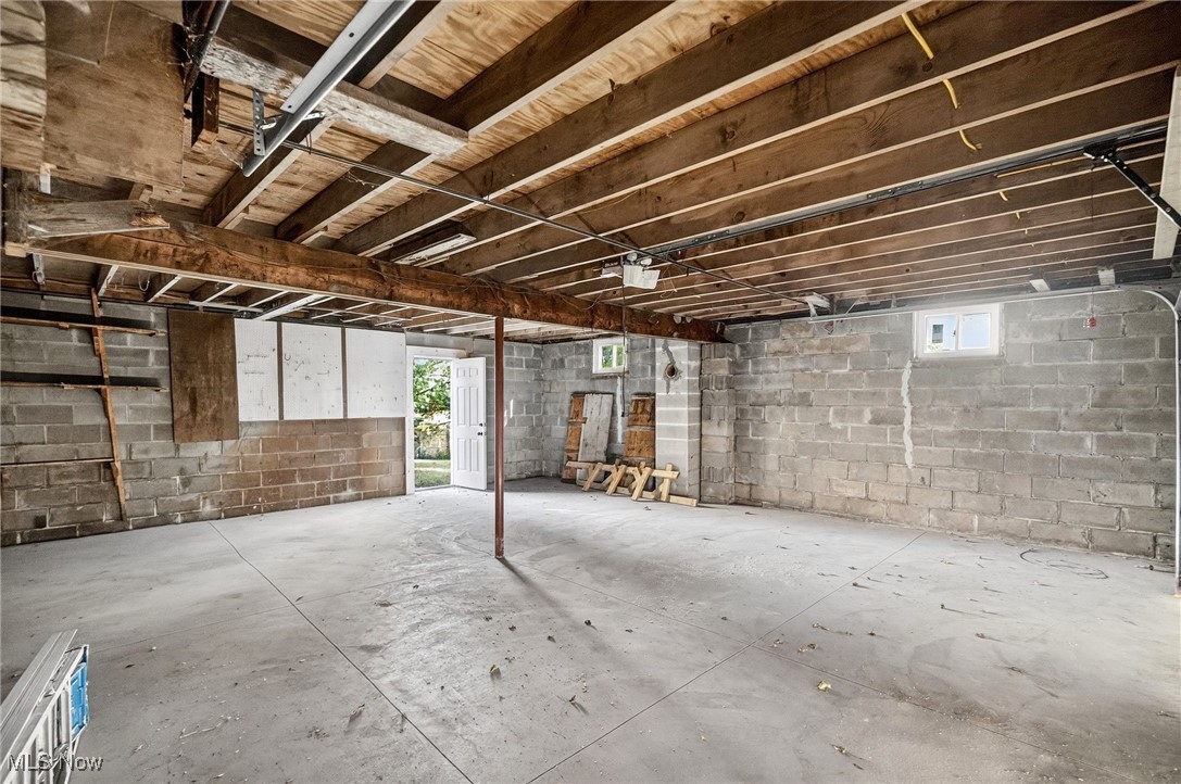 Daniel Switzer Farm - Residential Lease