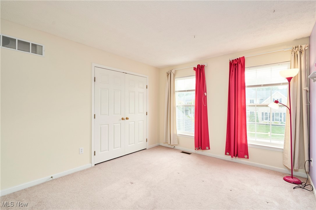 Copley, Ohio 44321, United States, 4 Bedrooms Bedrooms, ,4 BathroomsBathrooms,Residential,Contingent,192351