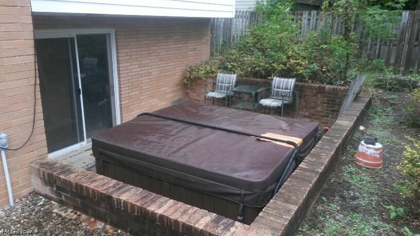 Vaughn Hom - Residential