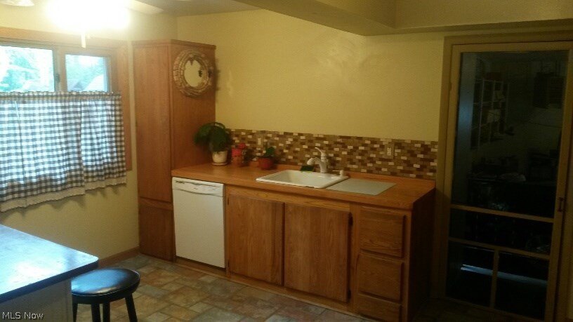 Vaughn Hom - Residential