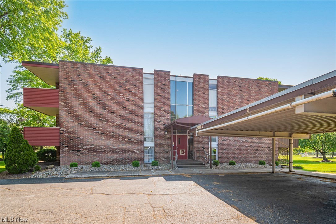 Terrace North Condo - Residential