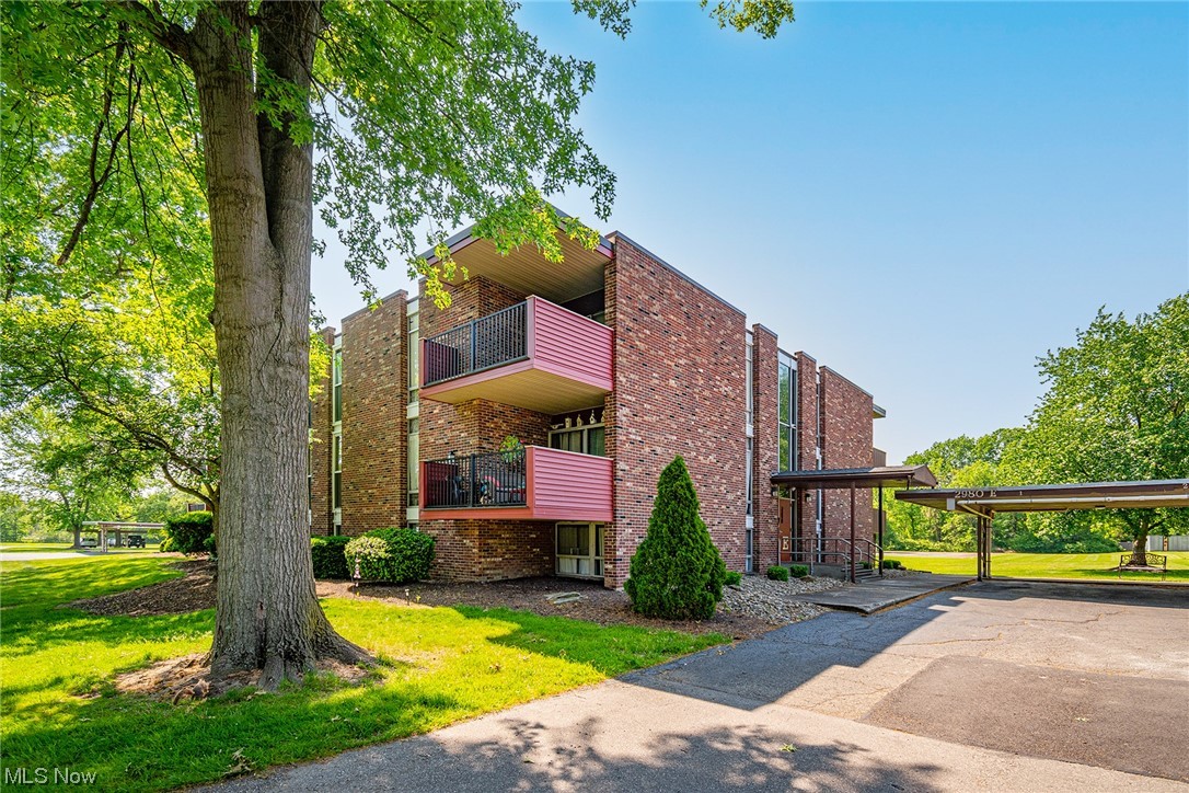 Terrace North Condo - Residential