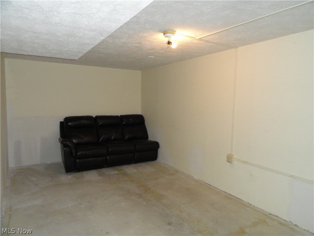 Silver Spgs Heights - Residential