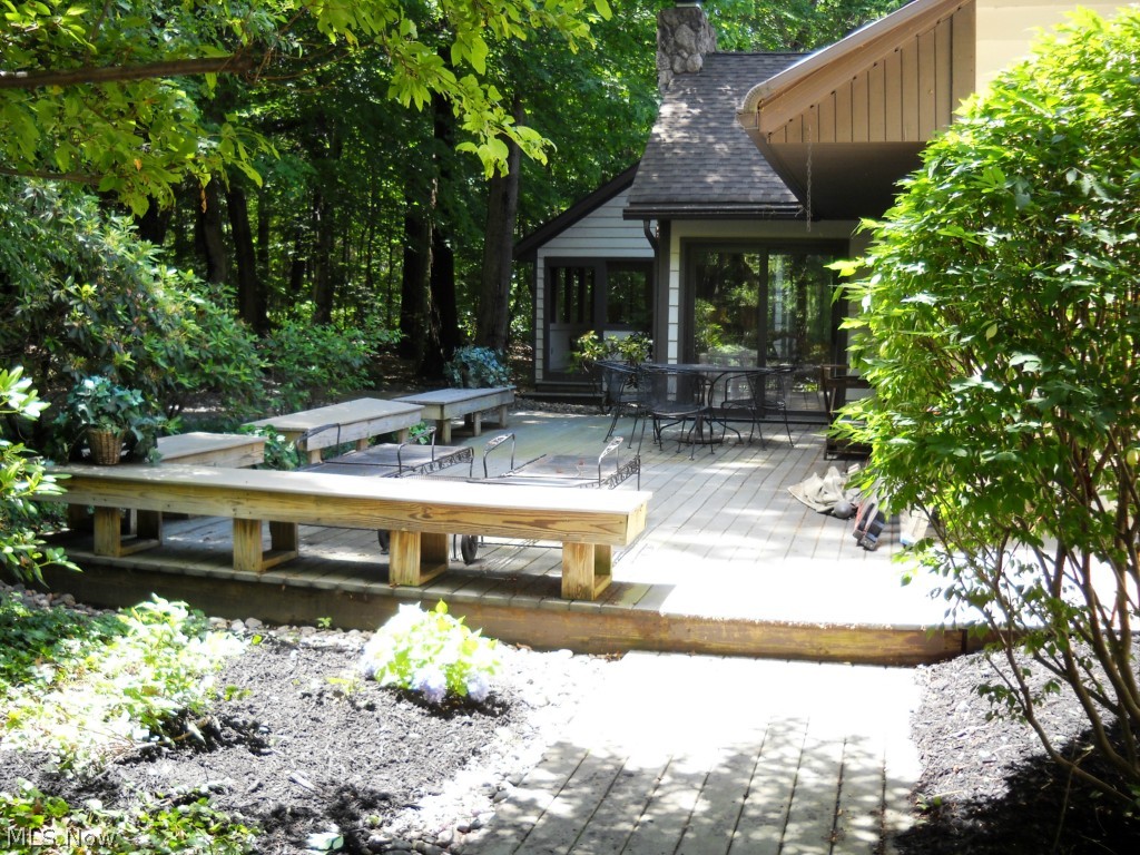 Pincrest - Residential