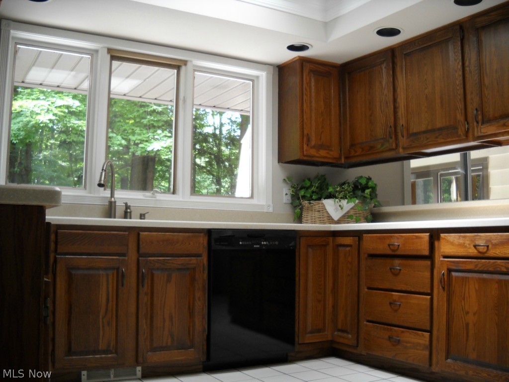 Pincrest - Residential