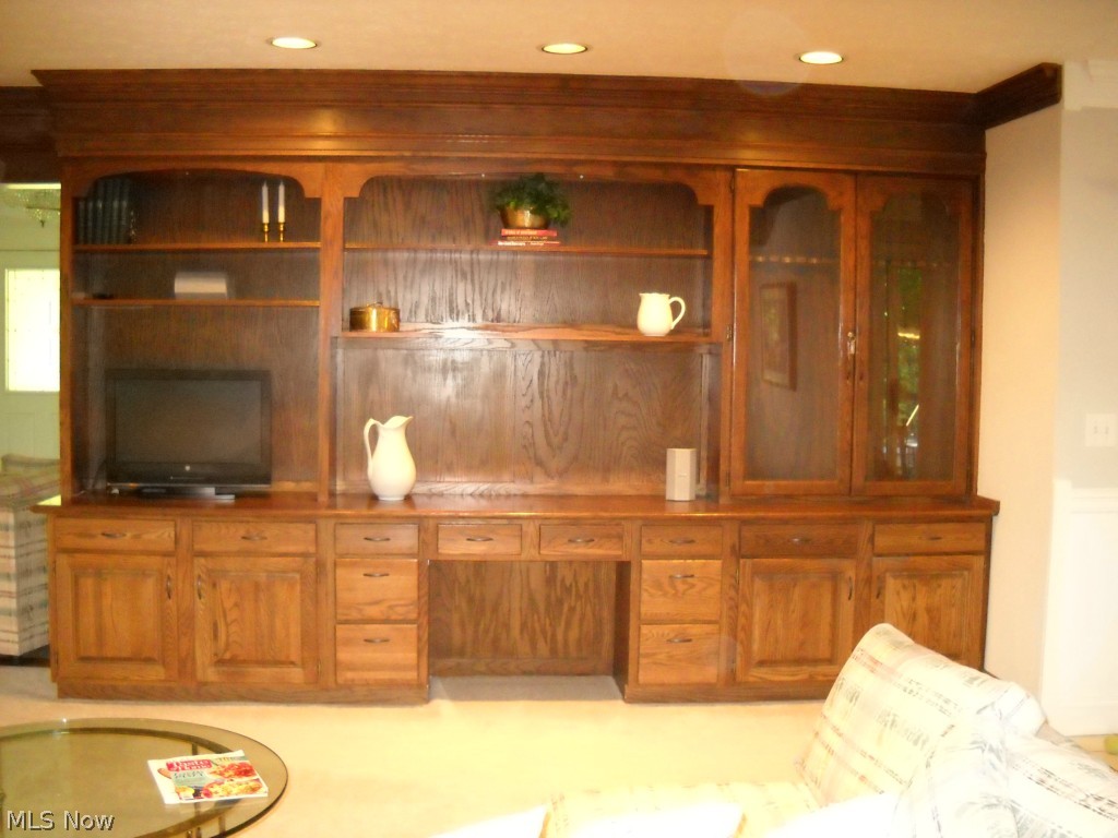 Pincrest - Residential