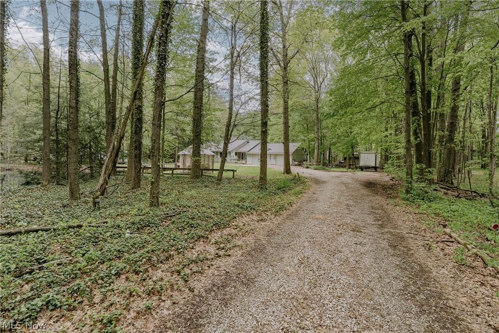 Photo of 7814 Poorman Road, Vermilion, OH 44089 (MLS # 5208612)