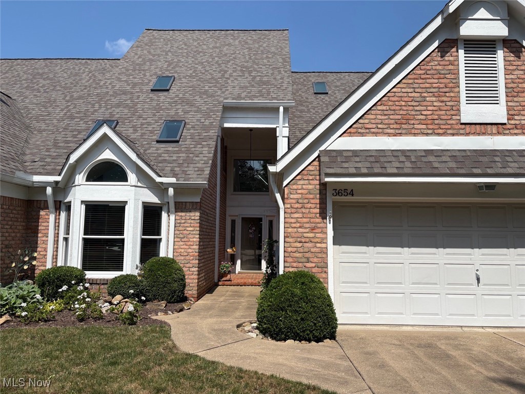 Enjoy care-free condo living in Sparrow Pond, located in Bath Ohio. This unit offers soaring, vaulted ceilings, a gas fireplace, built-ins, skylights in most rooms and an abundance of natural light. The kitchen features stainless steel appliances, double ovens, corian countertops and an eating area with bayed window. First floor master offers walk-in closet and a large glamour bath. Custom built deck with built-in gas grill, bar, bench and a view of the pond. Desirable location, close to all conveniences and x-ways. Quiet, secluded with a private location within the development. Immaculate!