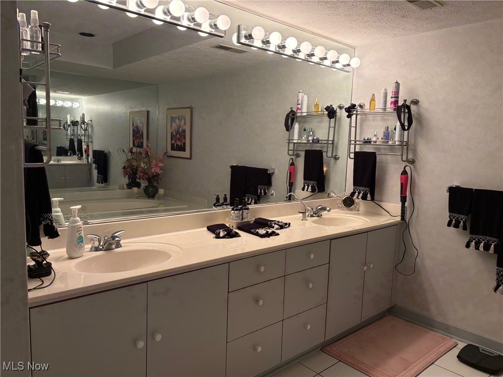 Sparrow Pond Condo - Residential