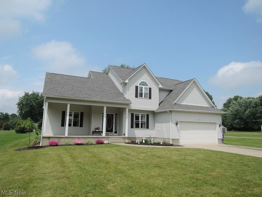 Looking for a well kept 2003 built home in Weathersfield School District? Look no farther! Nestled away you wouldn't find this home unless you looked! Modern colors,fixtures, & finishes in every room! Great covered front porch! Walk into the wide open spacious foyer. Nice sized living room with plush carpeting and skylights, doors lead to an amazing deck! The kitchen is equipped with beautiful appliances, large island, great counter and cabinet space, too! Large dinette area. Formal dining room. First floor laundry room and a half bath, too. Upstairs the master bedroom is huge with laundry chute and walk in closet! Great master bath with jacuzzi tub, private shower and toilet area & a second walk in closet!! 3 other large bedroom, two with walk in closets and one with a double closet give you plenty of room to be comfortable. Second full bath up. Finished basement with a few rooms for different uses, drywalled and carpeted. Nice 1/2 Bath. Excellent finish. Oversized heated 2 car. Call!