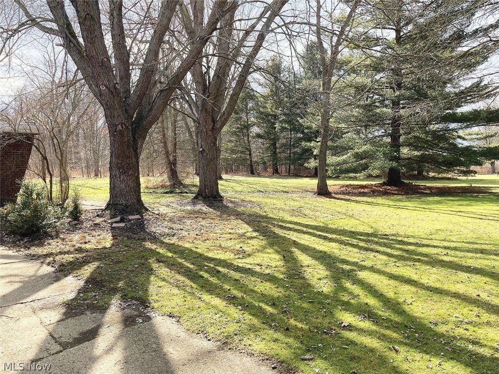 Brimfield Estate - Commercial Sale