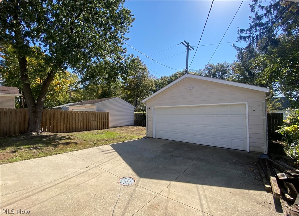 Crawford Realty Cos Eastview - Residential