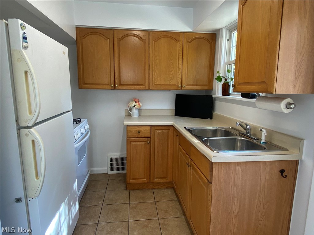 Crawford Realty Cos Eastview - Residential