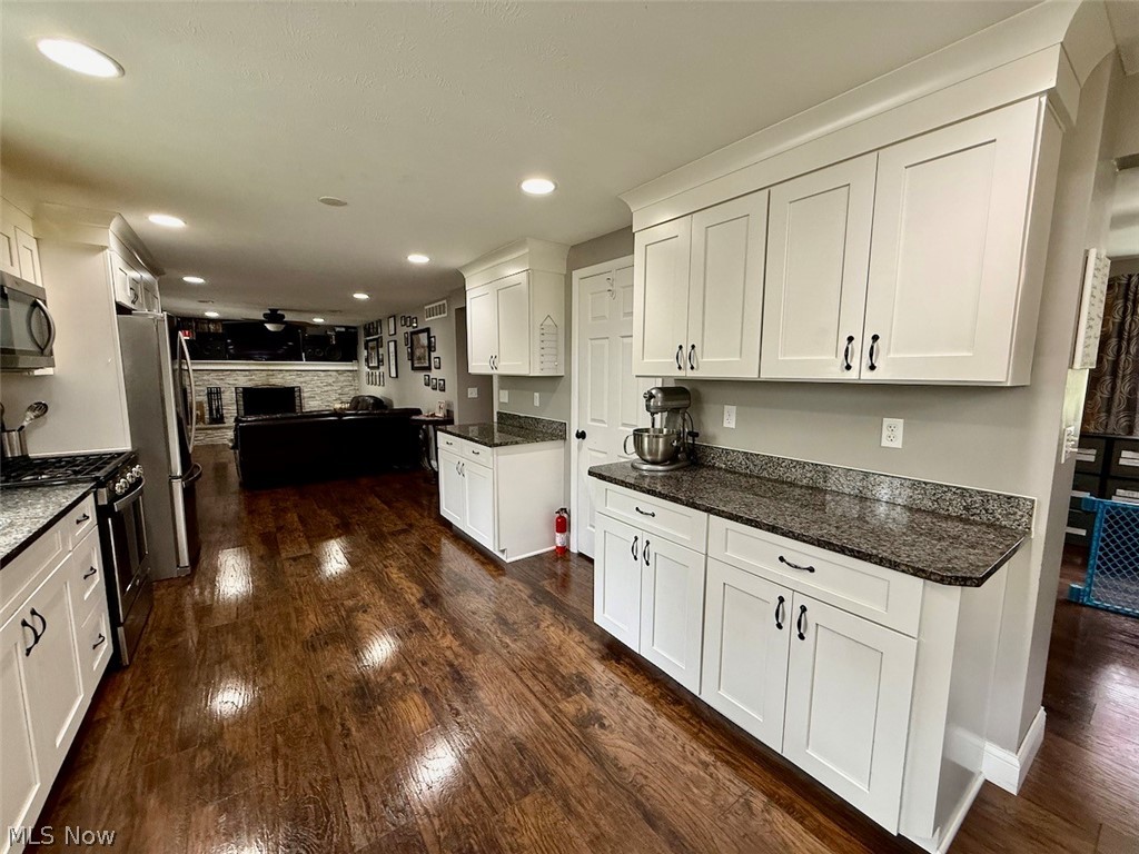 Twin Oaks - Residential