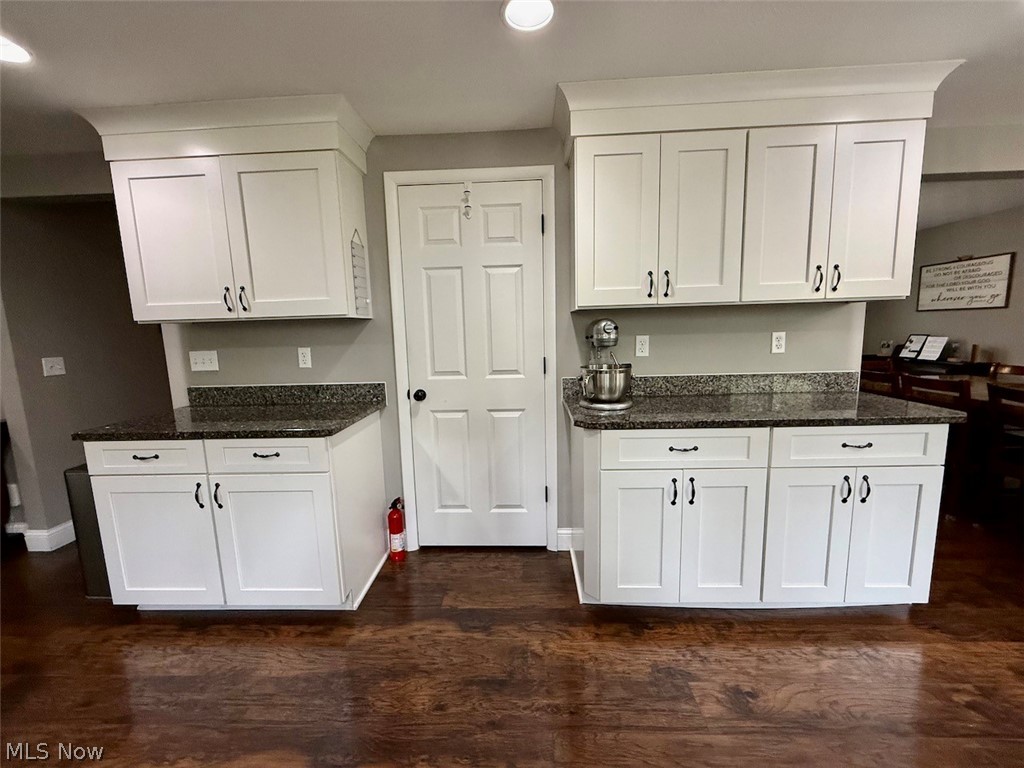 Twin Oaks - Residential