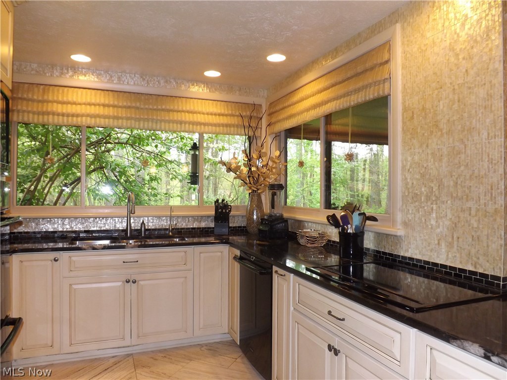 Granger Lake Condo - Residential