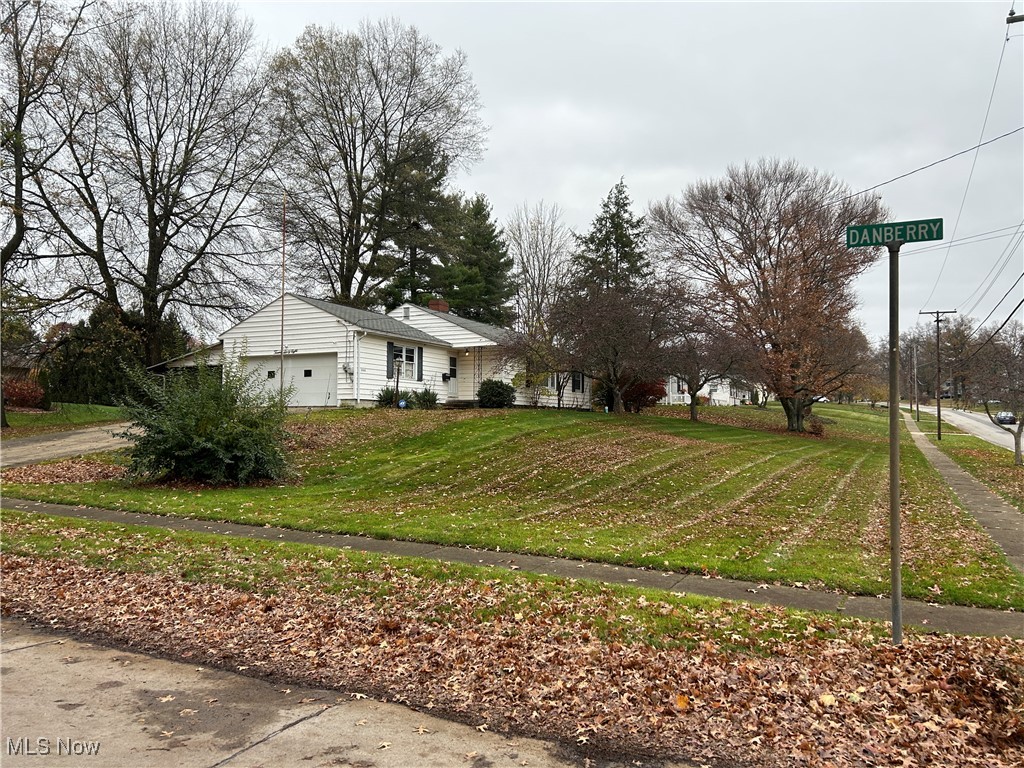 2068 Christmas Run Blvd, Wooster, Ohio image 8