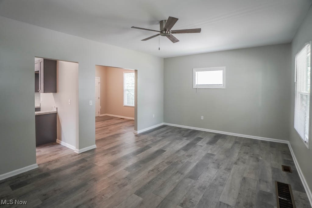 546 W Harrison Street, Alliance, Ohio image 3