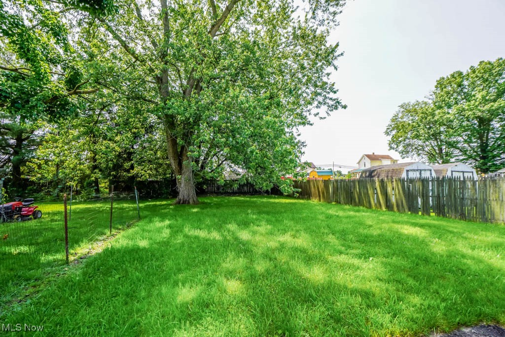 546 W Harrison Street, Alliance, Ohio image 28