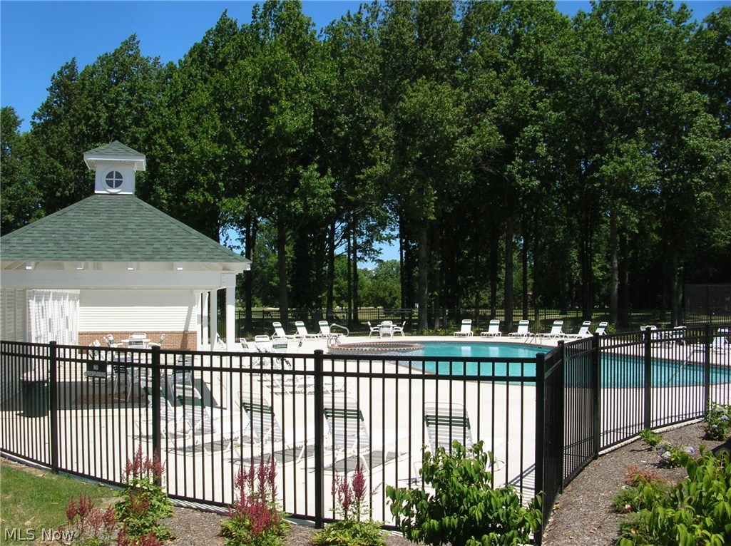 Aqua Marine Condo 01 Ph 01 - Residential