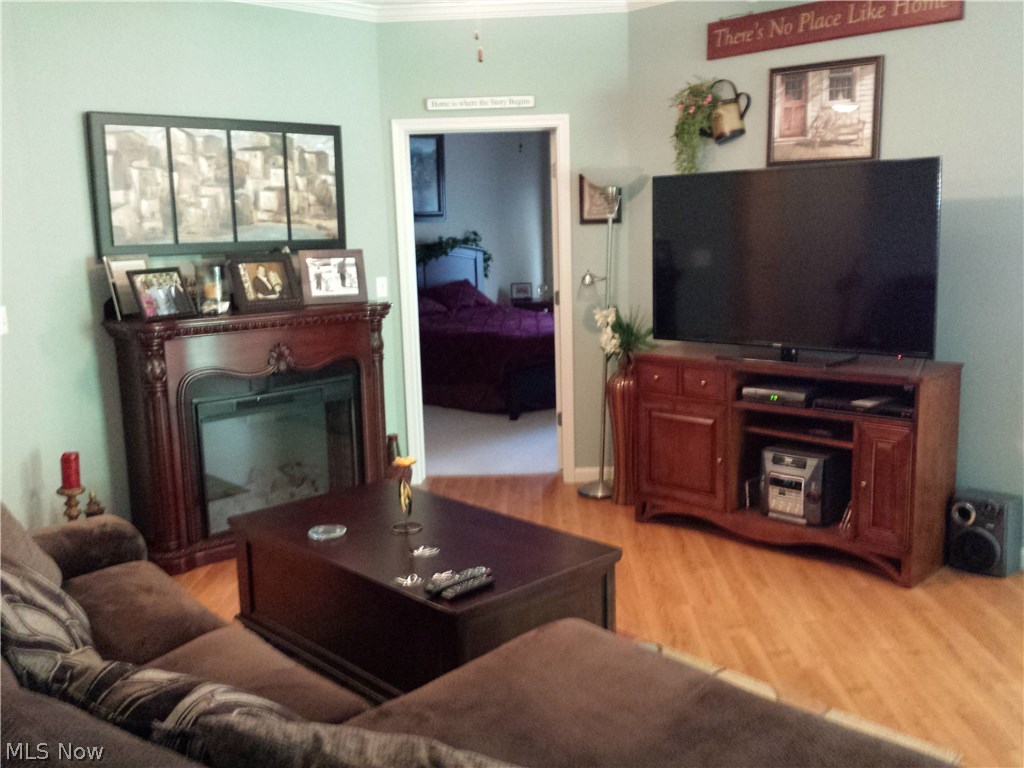 Aqua Marine Condo 01 Ph 01 - Residential