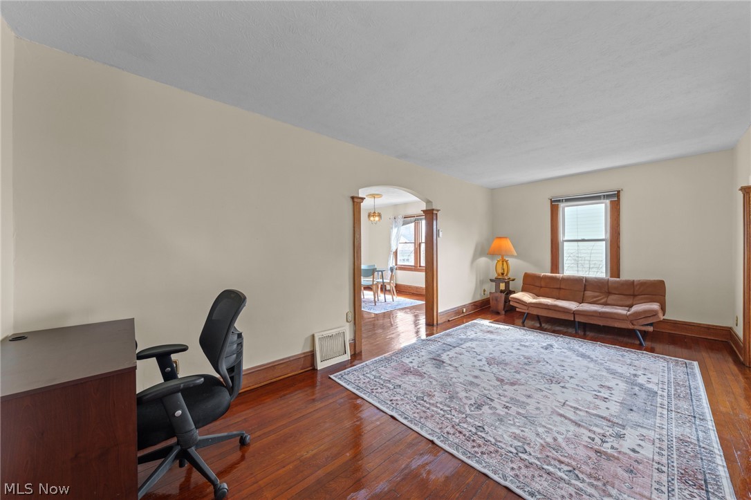 East Lawn - Residential