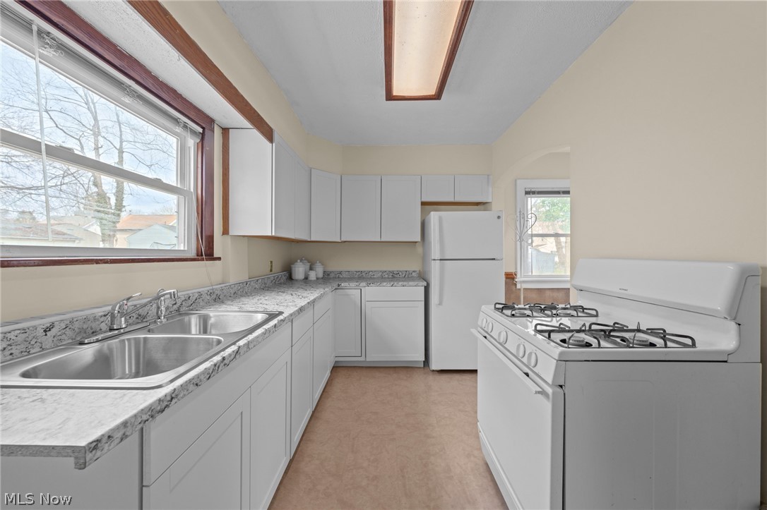 East Lawn - Residential