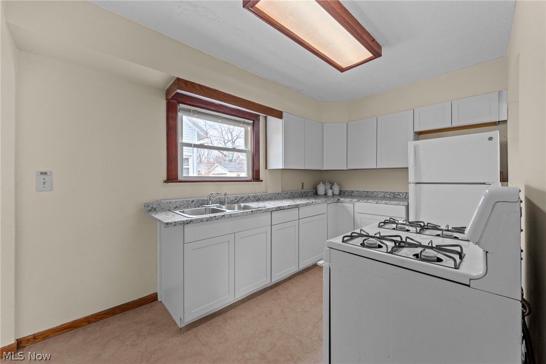 East Lawn - Residential