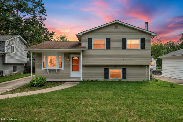1175 LLOYD AVE, AURORA, OH 44202 - Image 1e37a9e2a34a063e1a30d75b5ce99fce/2490466705