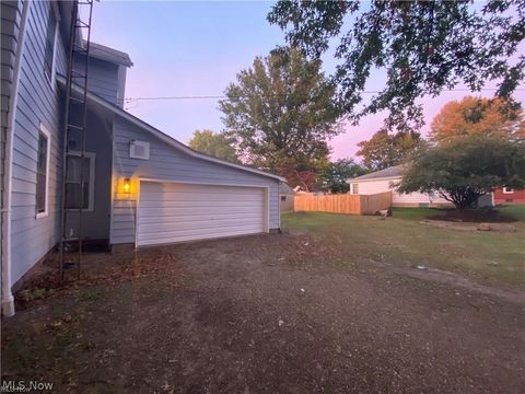 Tiny photo for 30 S Middle Street, Columbiana, OH 44408 (MLS # 5188273)