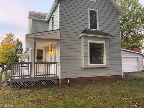 Tiny photo for 30 S Middle Street, Columbiana, OH 44408 (MLS # 5188273)