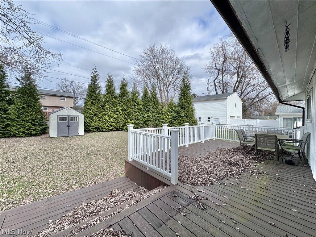 Photo of 4230 Selkirk Avenue, Austintown, OH 44511 (MLS # 5193057)