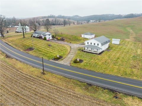 Homes For Sale - 3967 Crooked Run Road<br/> New Philadelphia, OH 44663