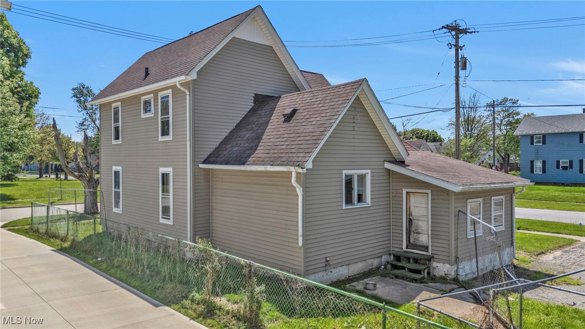 563 Mill Street, Conneaut, Ohio image 19