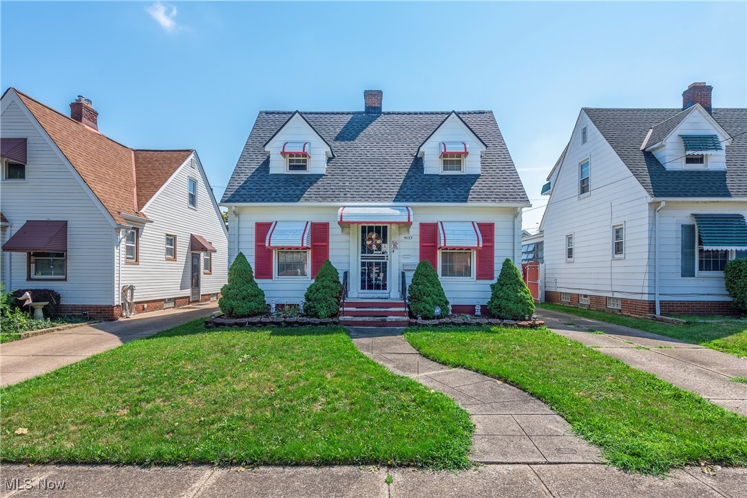 View Cleveland, OH 44144 house