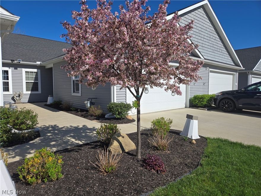 Immaculate Ranch Style Single Family Cluster Home in beautiful Stoney Brook Place! One owner home with
impeccable taste and organization! Why build when this stunner is a 2019 build with so many upgrades and
improvements?! This home offers 2 bedrooms, 2 full bathrooms one is your true Master Suite with a large walk-in
closet! The open floor plan will WOW you giving you ample space for a gorgeous custom kitchen with stainless
appliances, dining room and spacious living room with vaulted ceilings bringing in a lovely flow to your space! This
owner upgraded the flooring throughout the home, offers Custom Blinds, Front Storm Entry door and Screen Door to
garage offering more sunlight and a beautiful breeze! Your laundry room offers a utility sink and additional storage
space. You will love the attached 2+ Car Garaged, concrete driveway with expanded center shared between you and
your neighbor. The front door gives you a covered entryway with privacy, flower beds and sitting area. Out back you
will be DELIGHTED at the oversized concrete patio, perfect for entertaining and the stunning wooded views as well as
your own private "treed and rock" garden giving you additional privacy and nature! With freshly painted interior and
true love and care, this home is move in ready! This is a Private Community located off W. River in Stoney Brook!