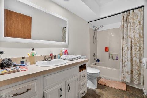 Tiny photo for 731 Lark Court, Rock Creek, OH 44084 (MLS # 5240442)