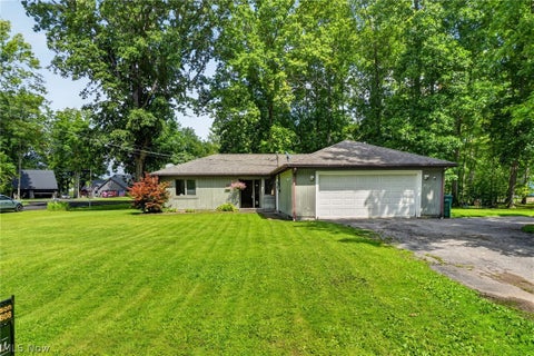 Photo of 731 Lark Court, Rock Creek, OH 44084 (MLS # 5240442)