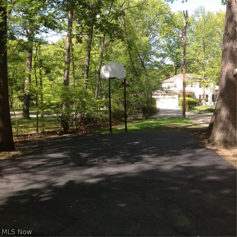 Quilliams Pkwy - Residential