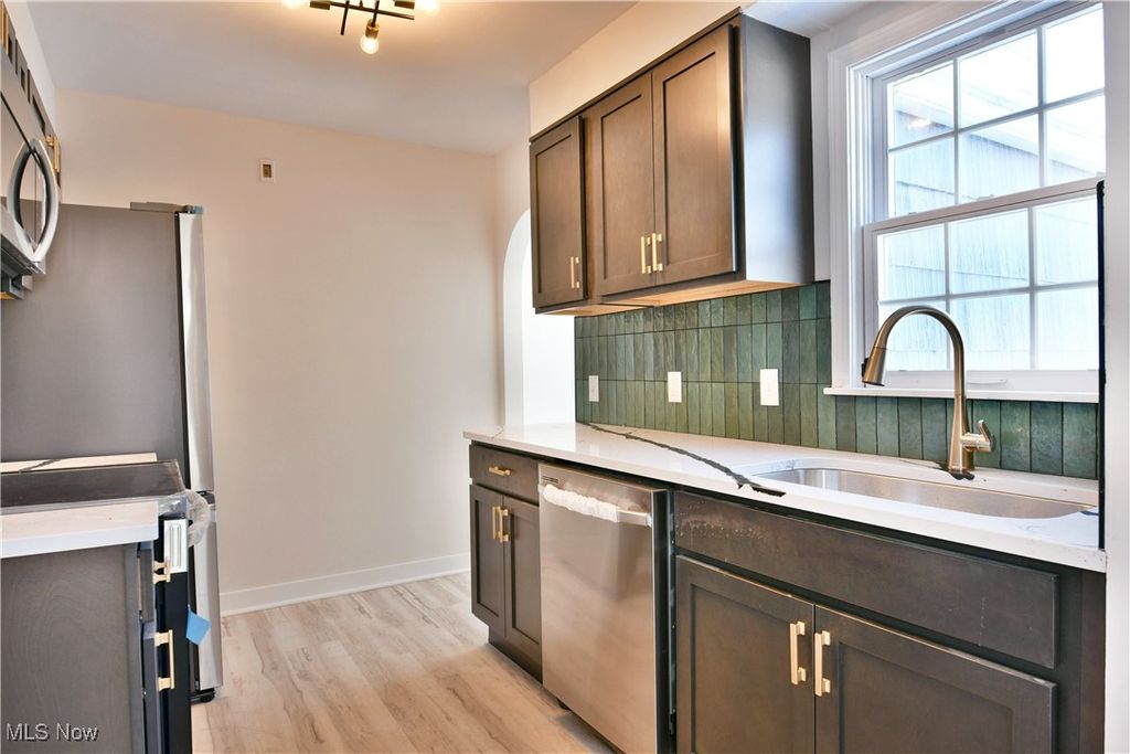 Photo of 847 Shannon Road, Girard, OH 44420 (MLS # 5176186)