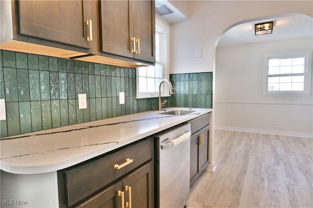 Photo of 847 Shannon Road, Girard, OH 44420 (MLS # 5176186)