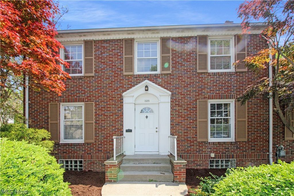 Photo of 325 Jefferson Street, Port Clinton, OH 43452 (MLS # 5212221)