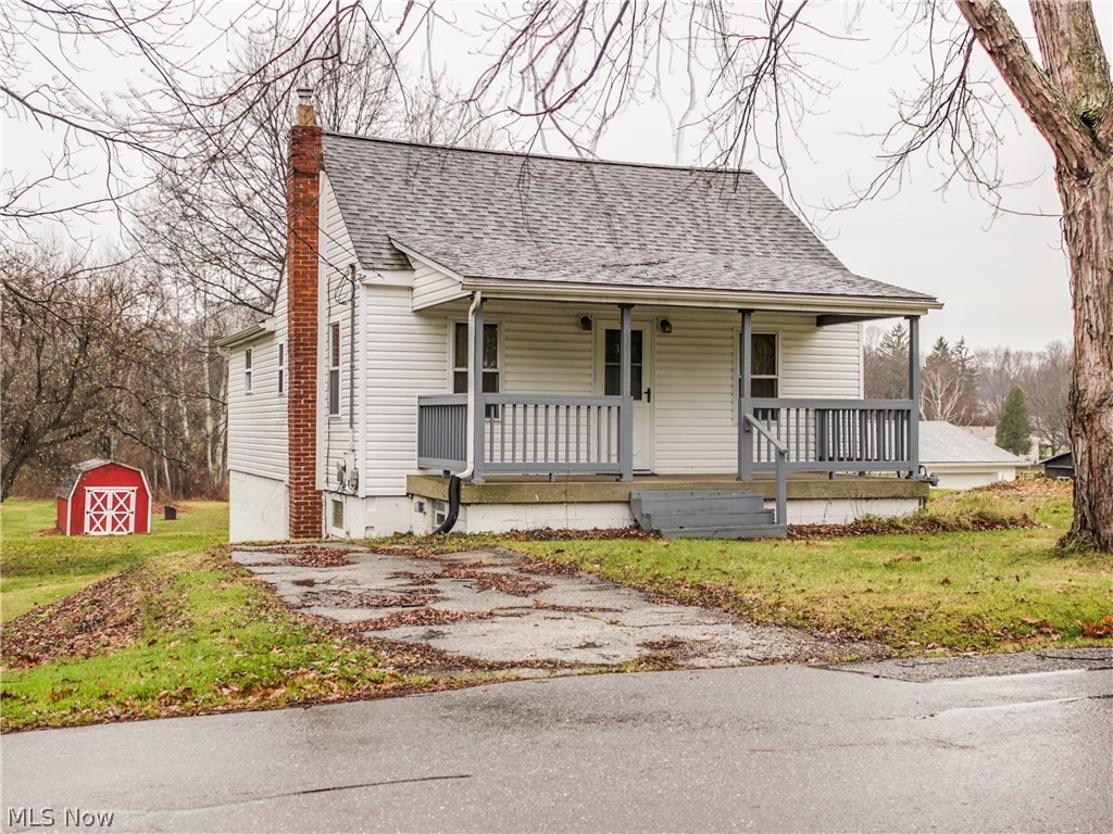 Rent this cute 3 bedroom home in Springfield Township. Finished attic. Partially finished basement with large shop/storage area. Tenant pays all utilities and is responsible for lawn maintenance and snow removal. All adult occupants must pass online national credit, income, criminal, and eviction screening. $35 application fee. No section 8.