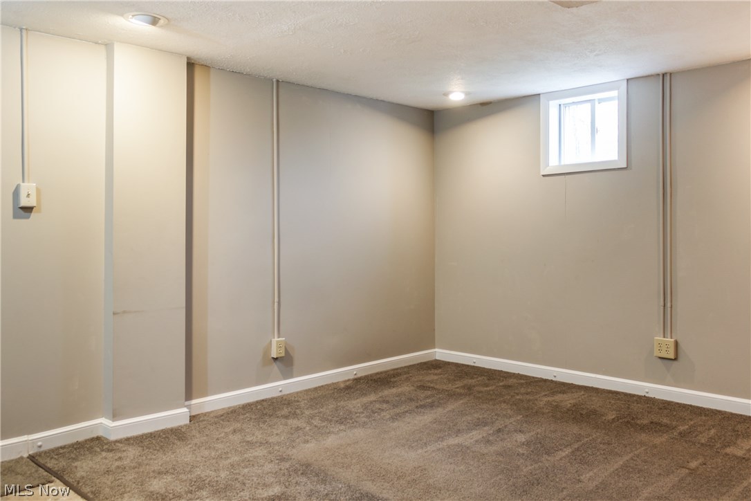 Springfield Little Farms - Residential Lease