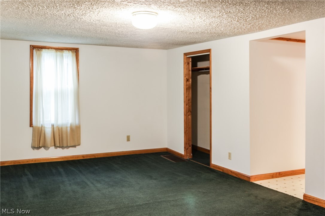 Springfield Little Farms - Residential Lease