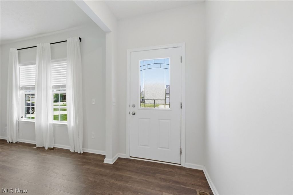 Photo of 11651 White Tail Run, Columbia Station, OH 44028 (MLS # 5210658)